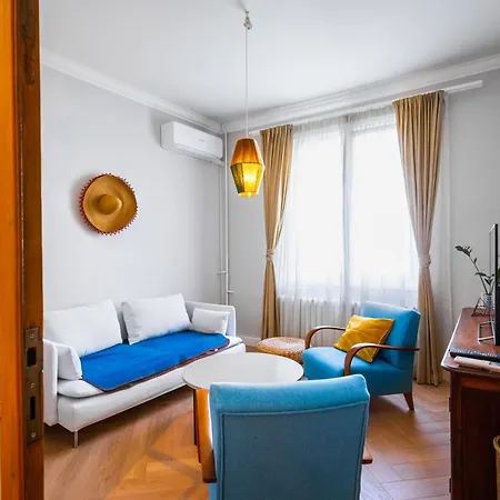 아파트 Cozy Heaven At Vitosha Blvd - - 2bdr *
