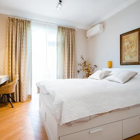 Apartamento Cozy Heaven At Vitosha Blvd - - 2bdr *