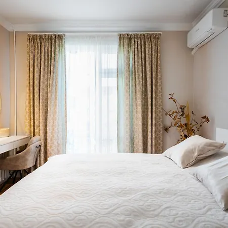 Cozy Heaven At Vitosha Blvd - - 2bdr Apartamento *