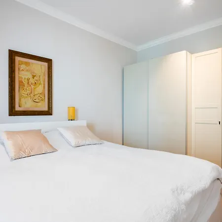 Cozy Heaven At Vitosha Blvd - - 2bdr Apartament *
